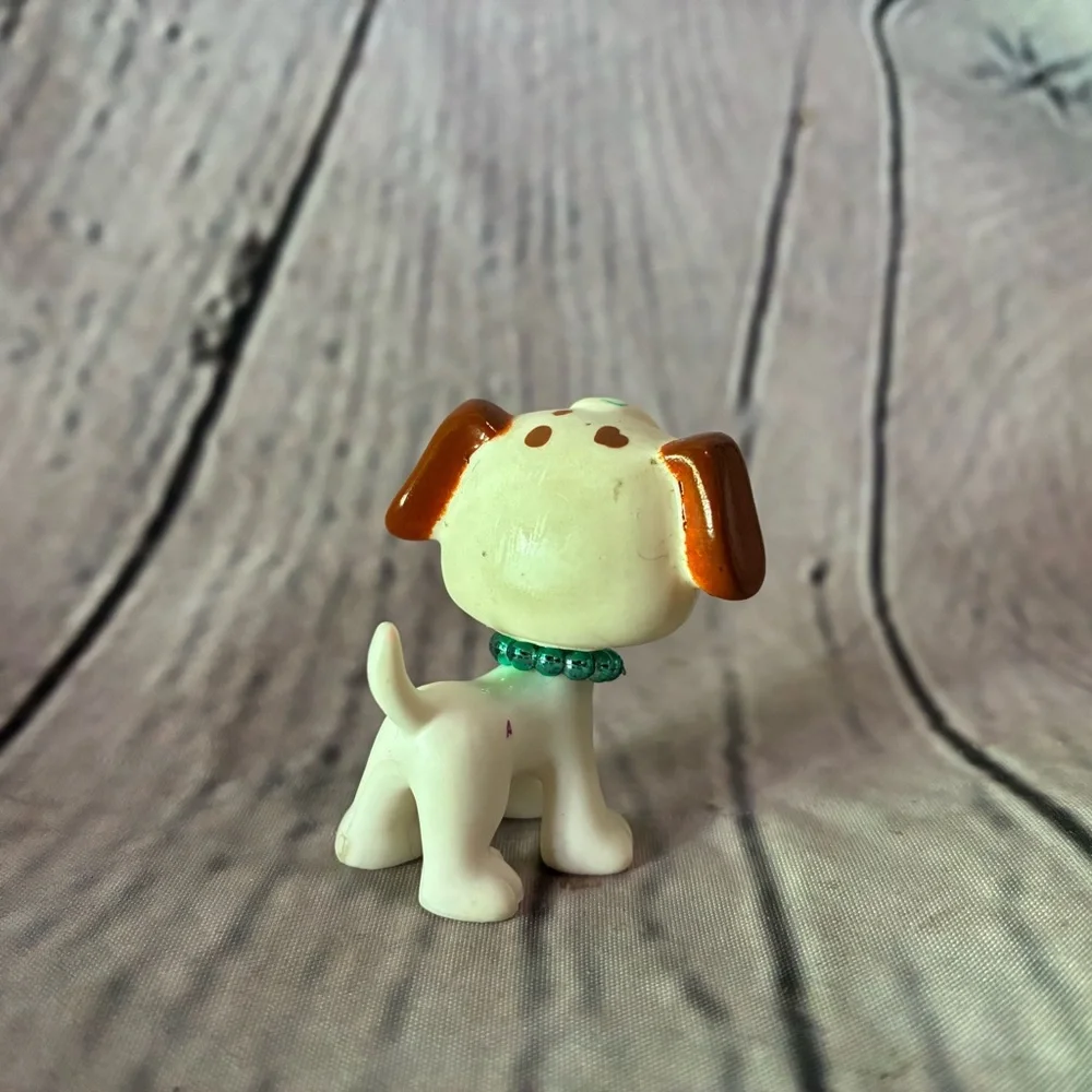5/$20 Littlest Pet Shop #39‎ White Dog with Blue Necklace Collectible Toy GUC